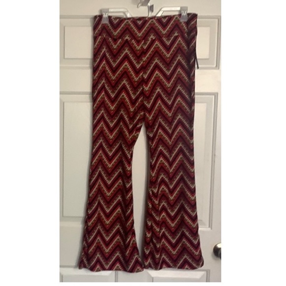 🎅 NO BOUNDARIES High Rise Geometric Flare Pants NWT XXL - Picture 7 of 14